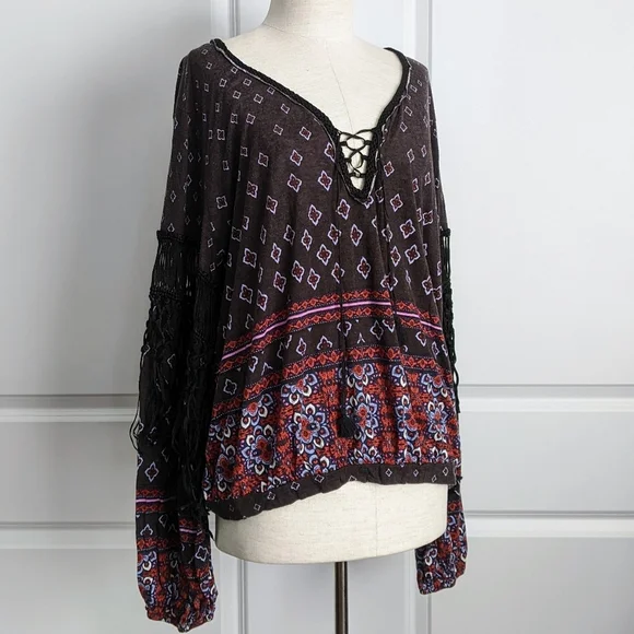 Free People Top Fringed Macrame Front Tie V-Neck Long Sleeve Black Multi L NWT - Picture 9 of 16
